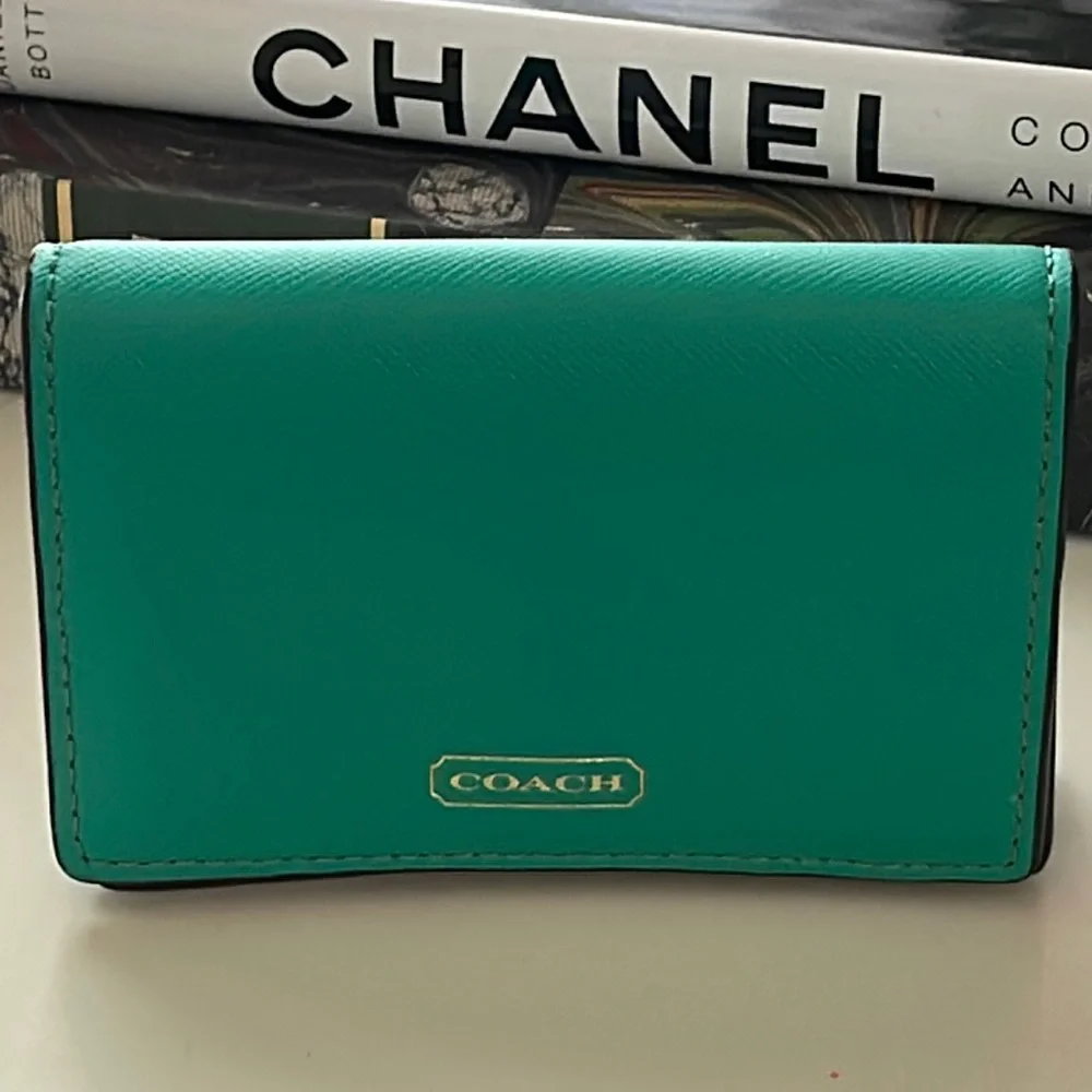Coach Kelly Green leather small snap front wallet